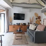 El Capricho